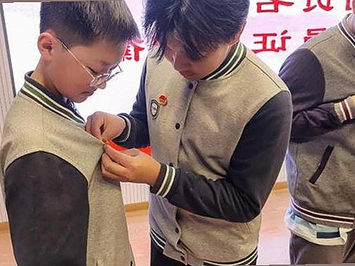 警花张津瑜与吕知樾“3P落地窗事件”：网传关系背后真相探秘